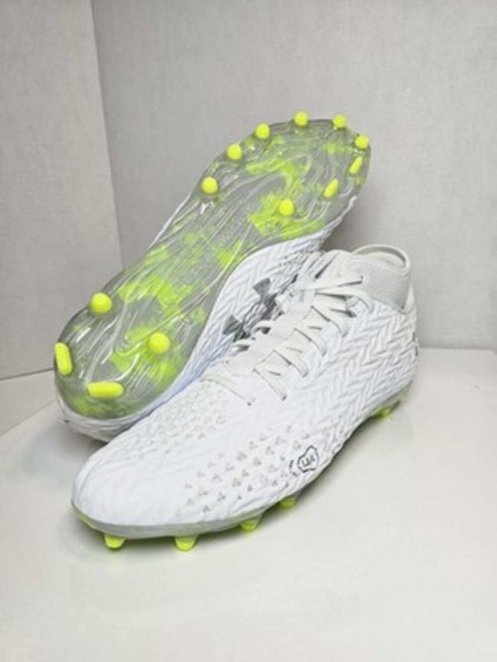Under Armour Spotlight 4 MC Football Cleats White Men’s 12 3028705-100 New